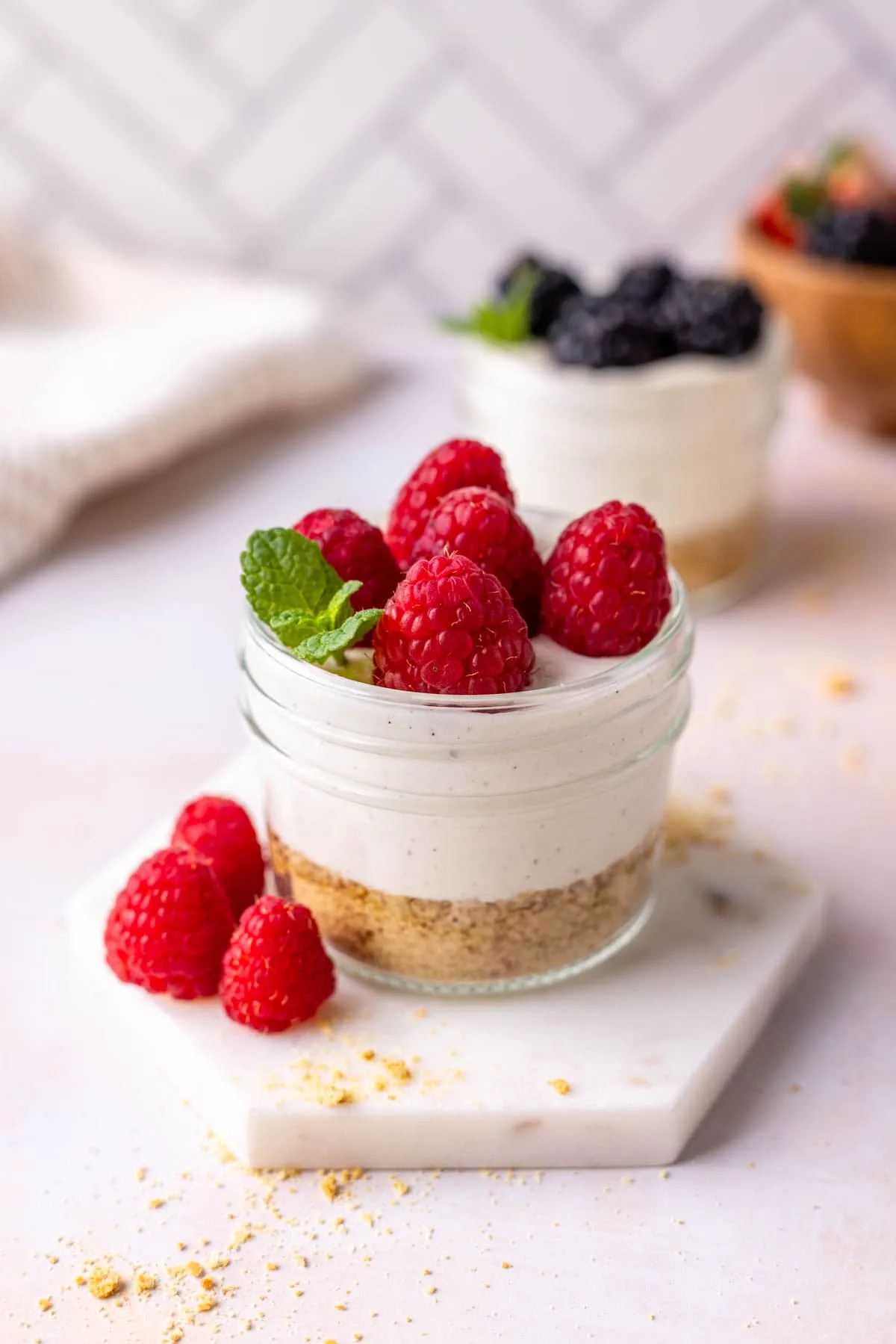 cottage-cheesecake-jars