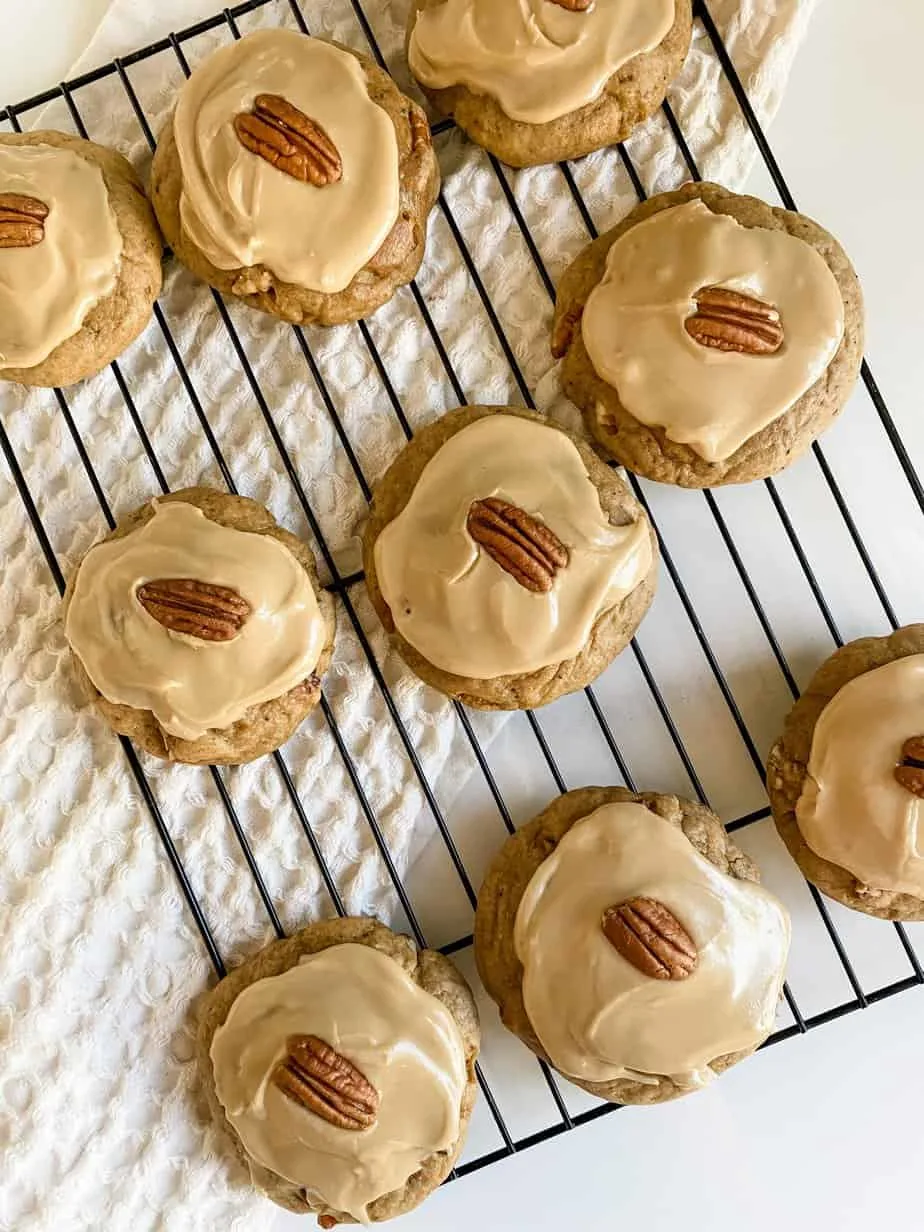 maple-pecan-cookies