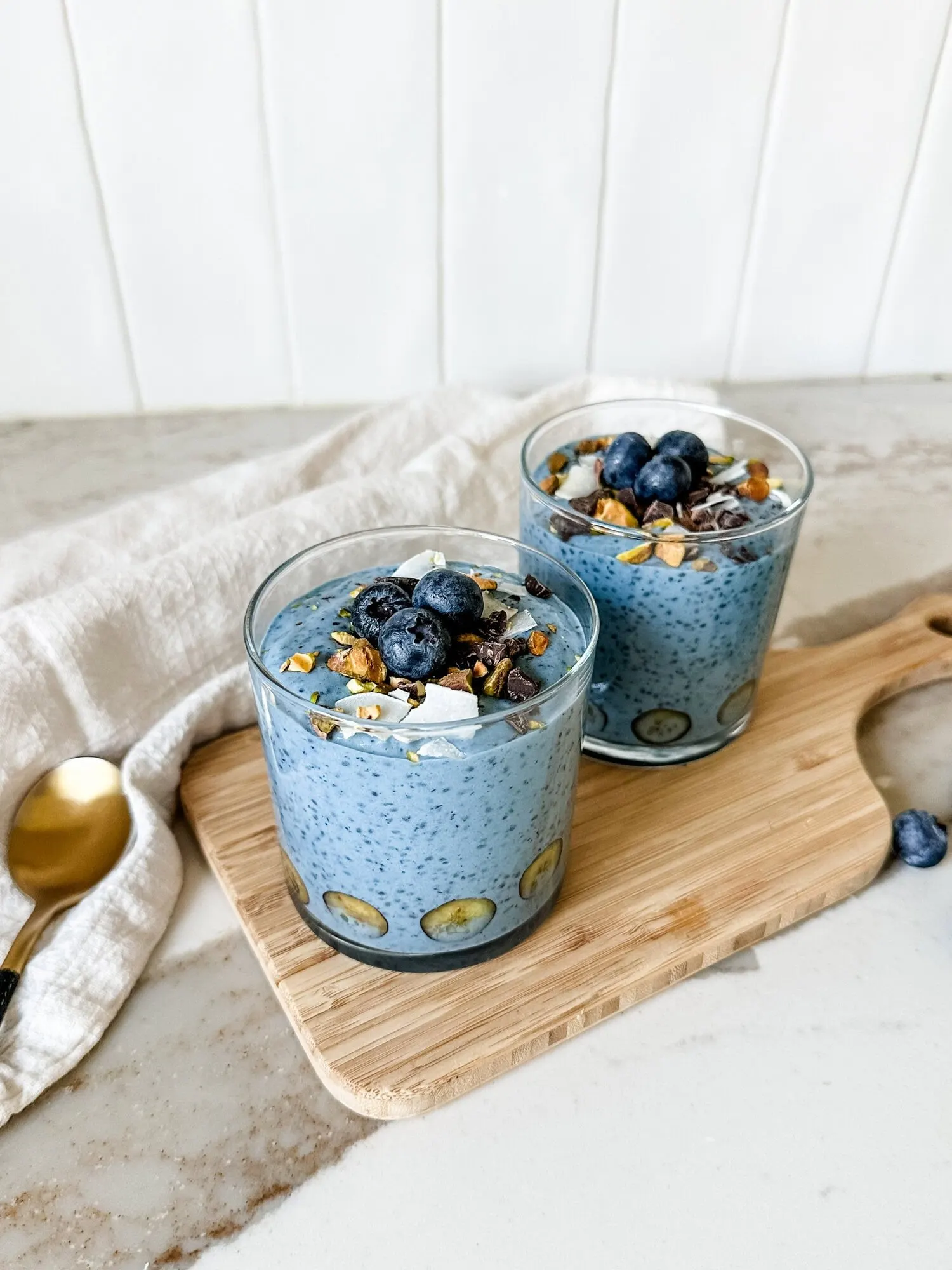 blueberry-chia-pudding-with-cottage-cheese