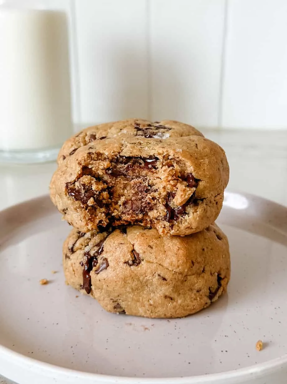 gluten-free-levain-cookies-small-batch
