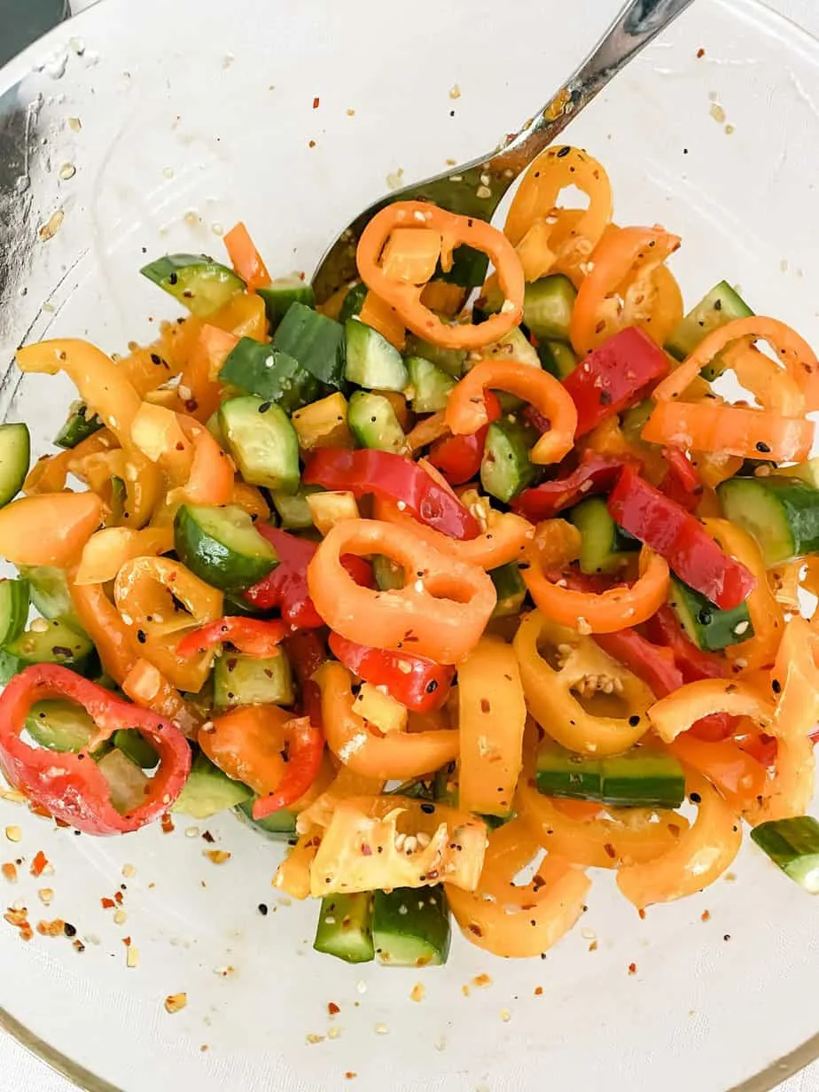 viral-pepper-and-cucumber-salad