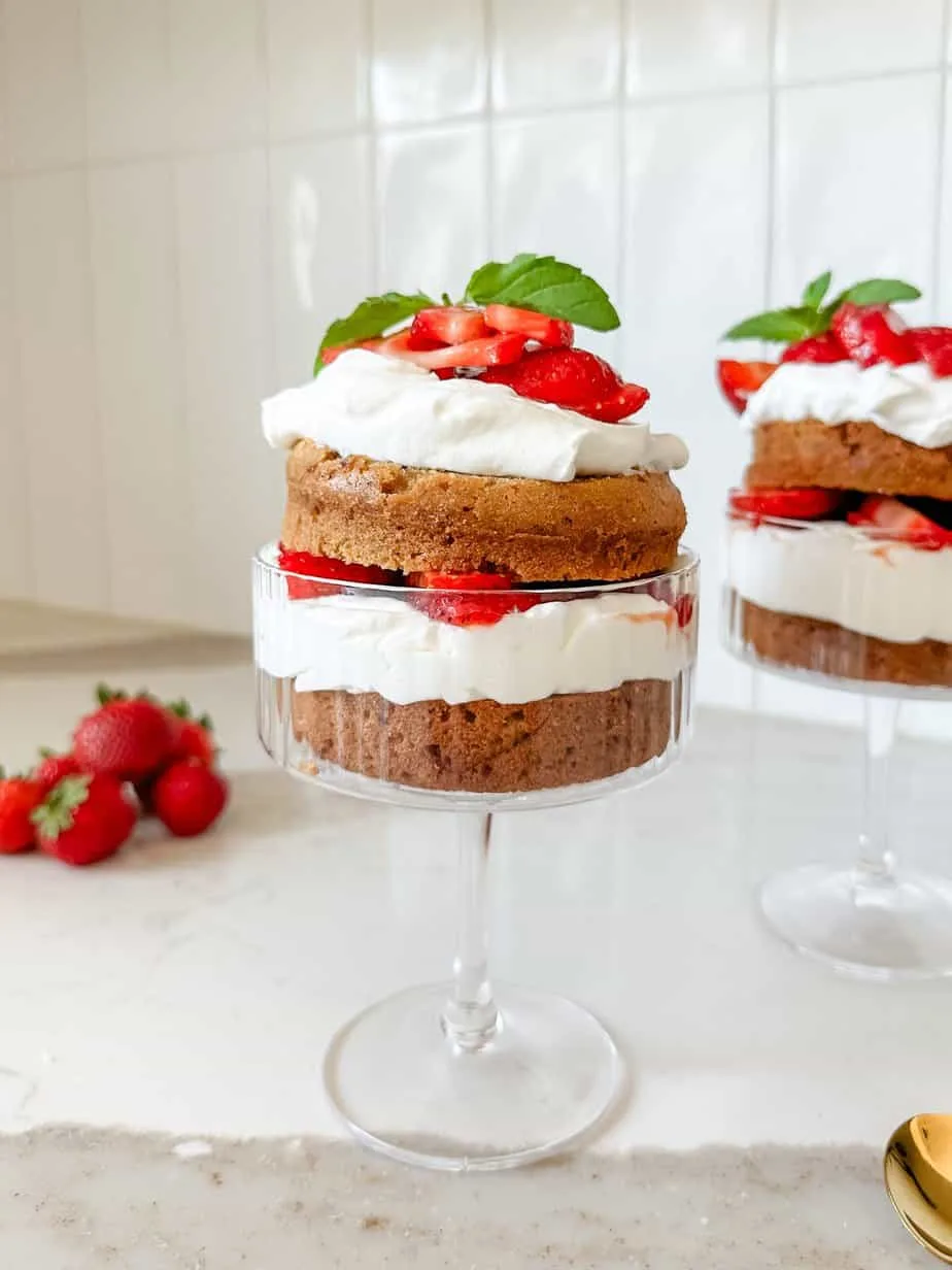 mini-strawberry-shortcake