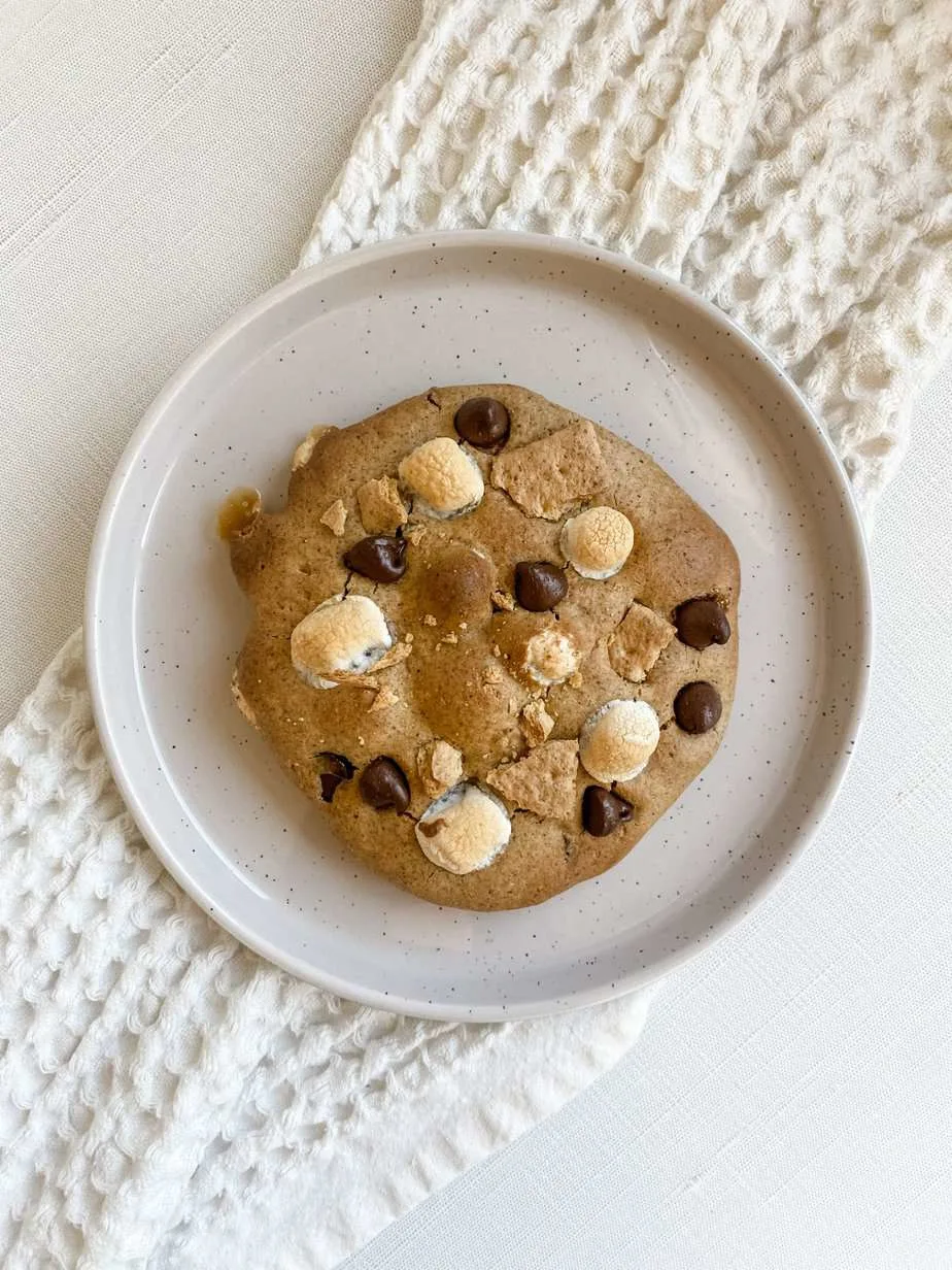 pumpkin-s'mores-cookie