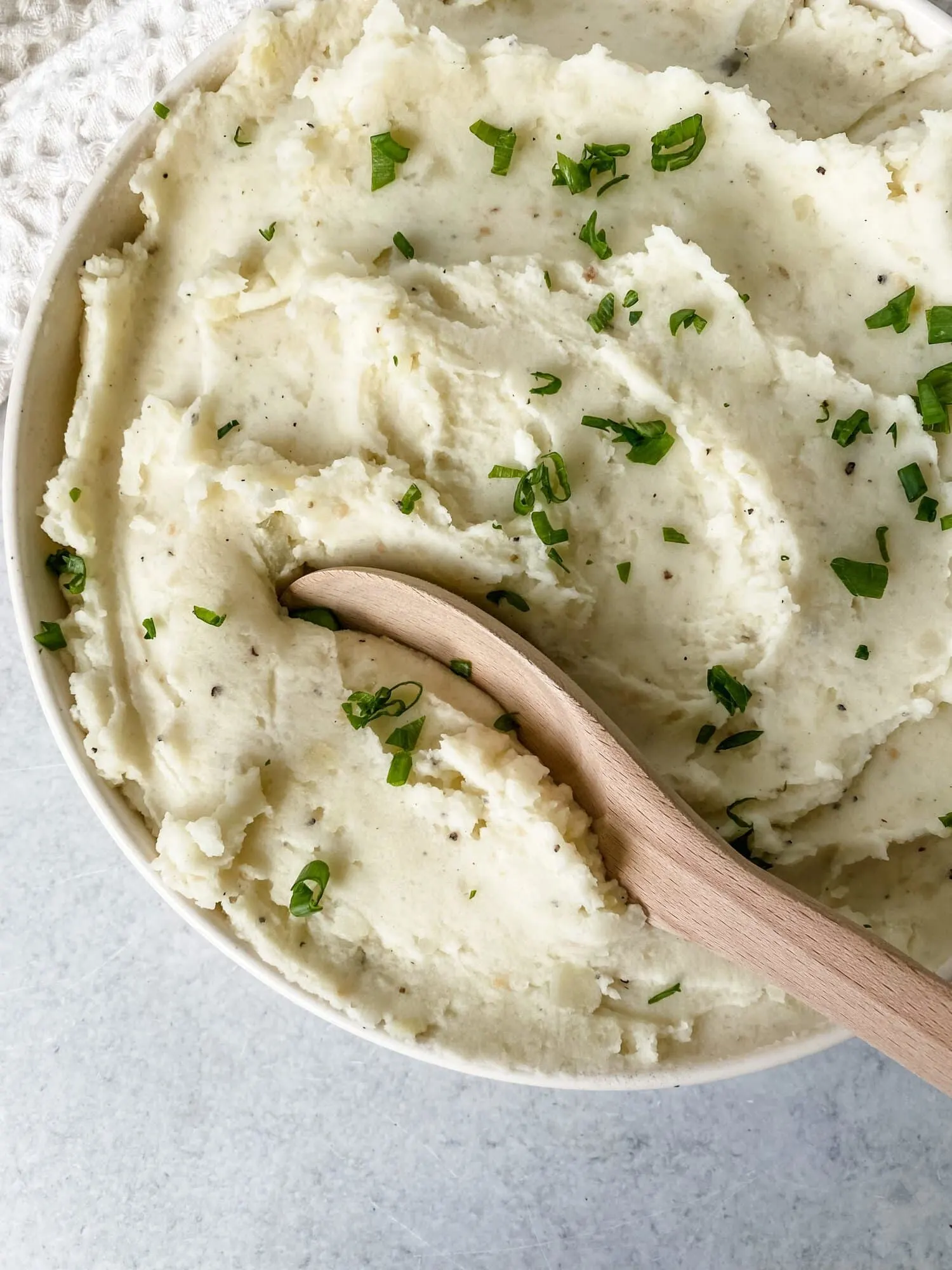 easy-buttery-garlic-mashed-potatoes