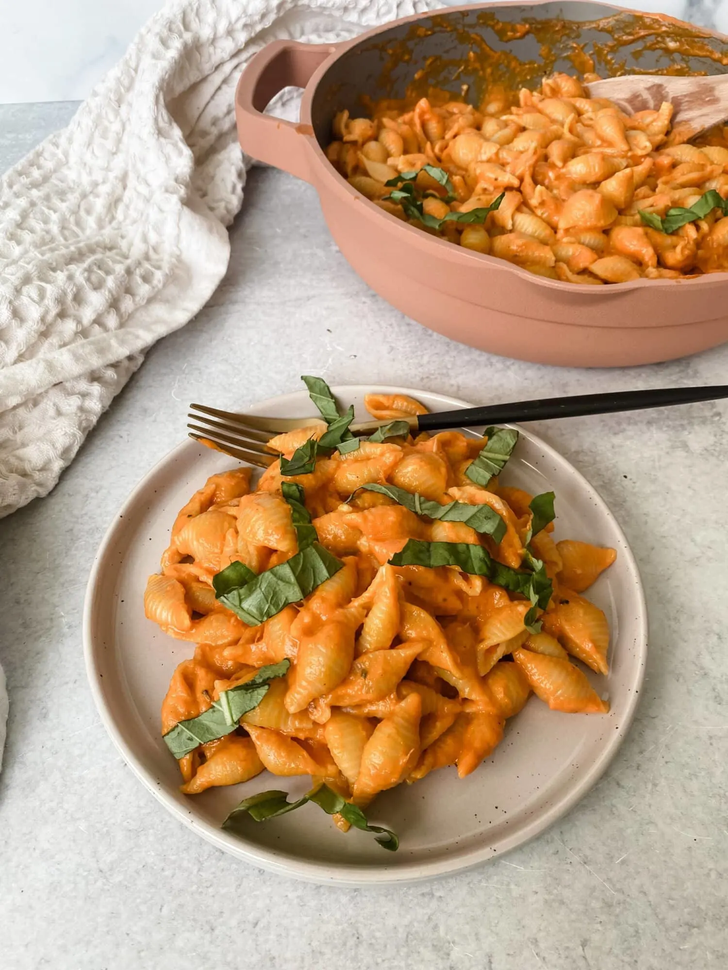 creamy-roasted-red-pepper-pasta