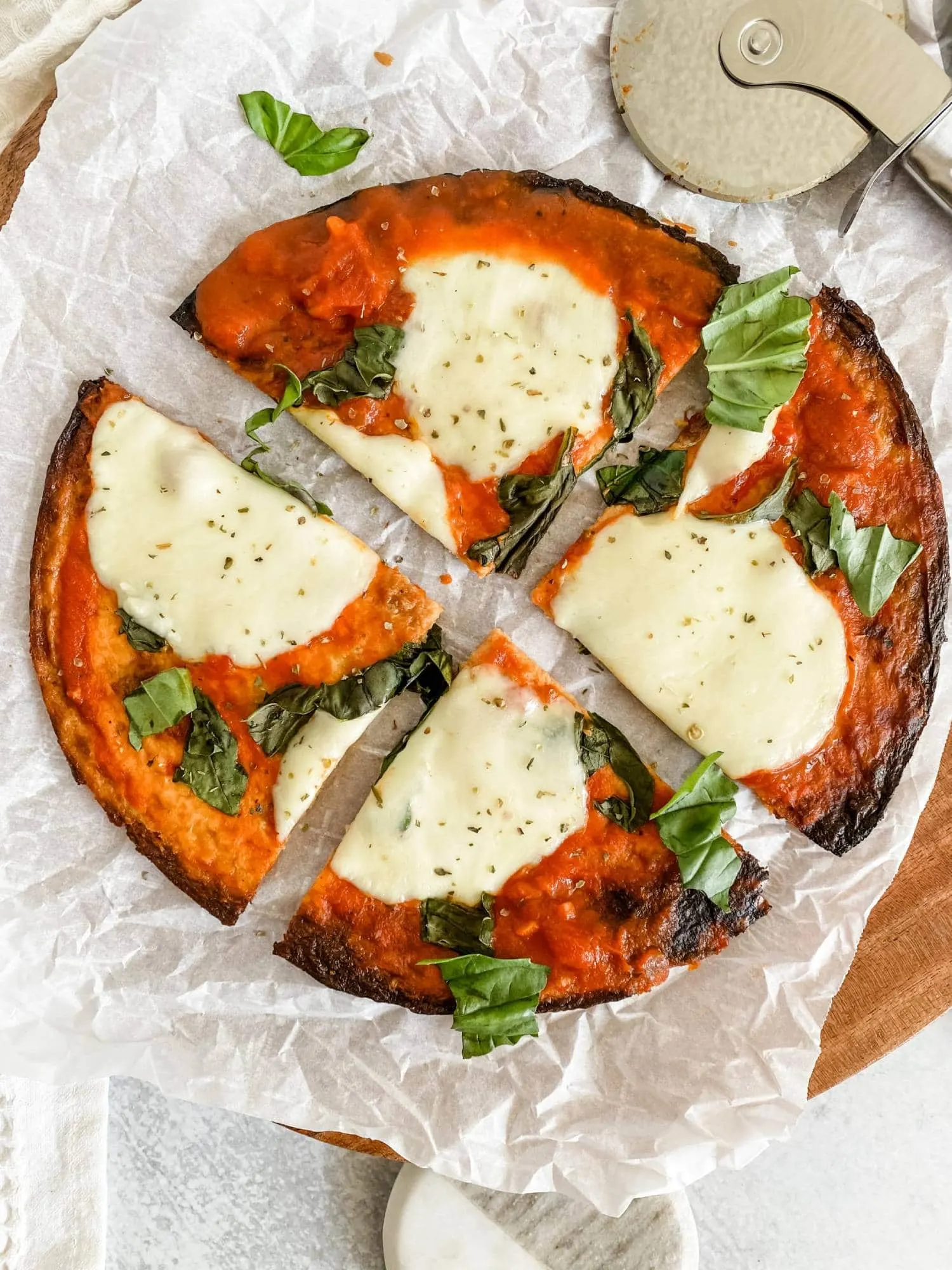 low-carb-pizza-with-cali'flour-foods