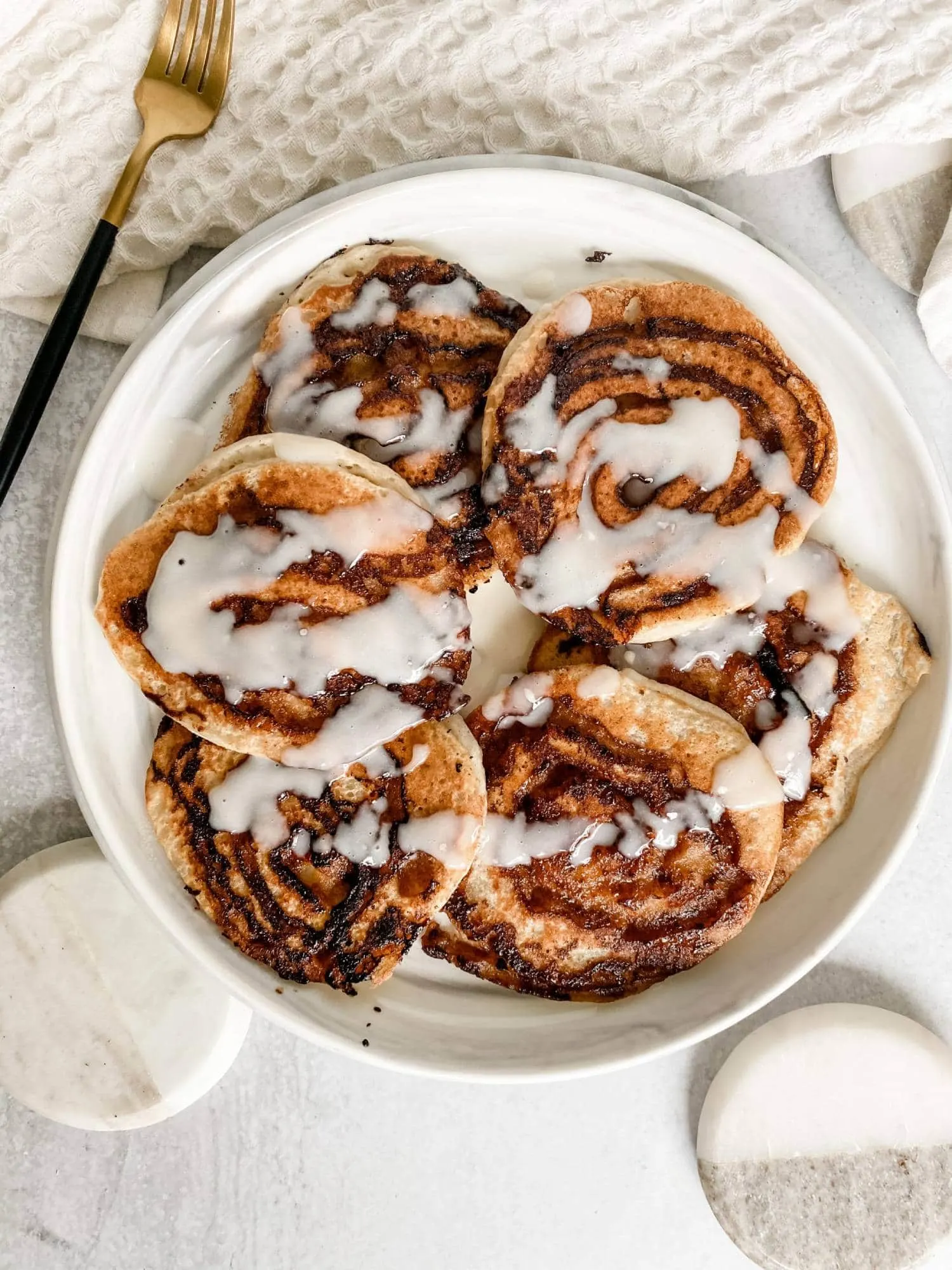 cinnamon-roll-pancakes-(vegan-gluten-free)