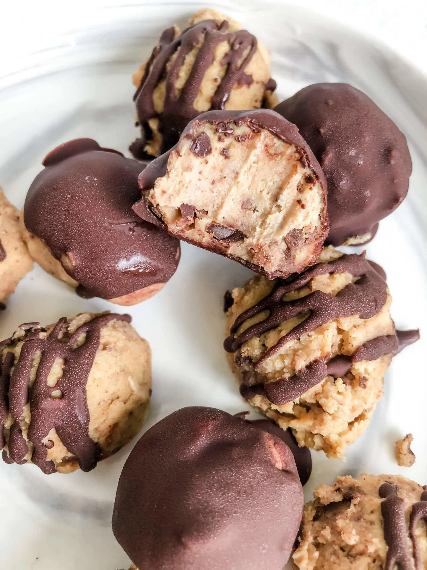 vegan-chickpea-cookie-dough