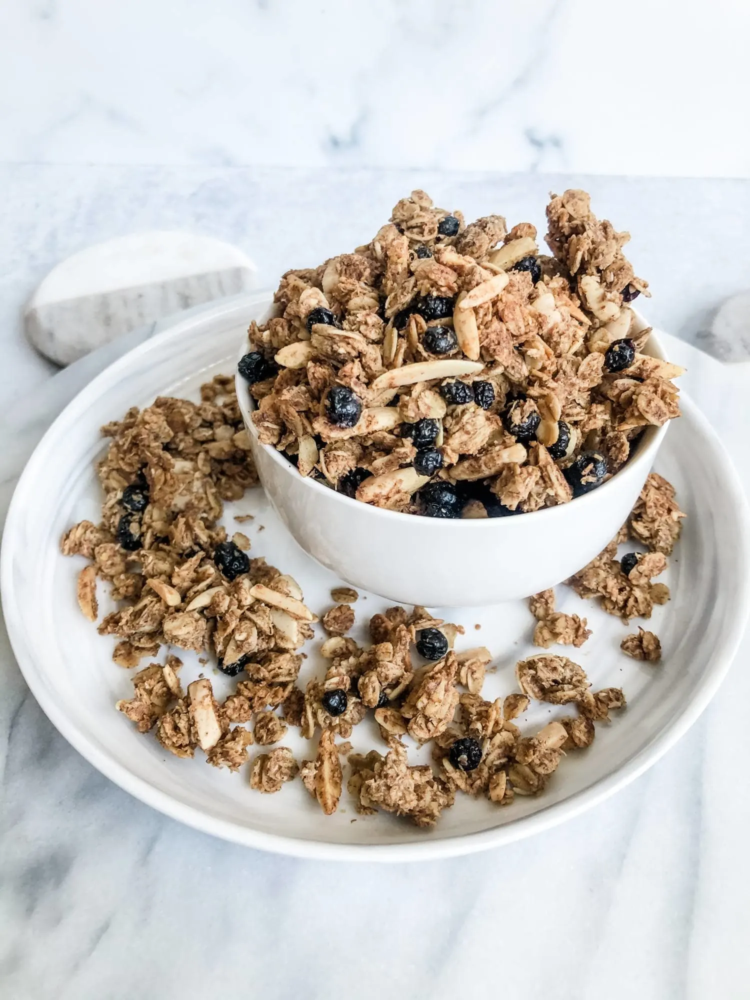 healthy-blueberry-flax-granola