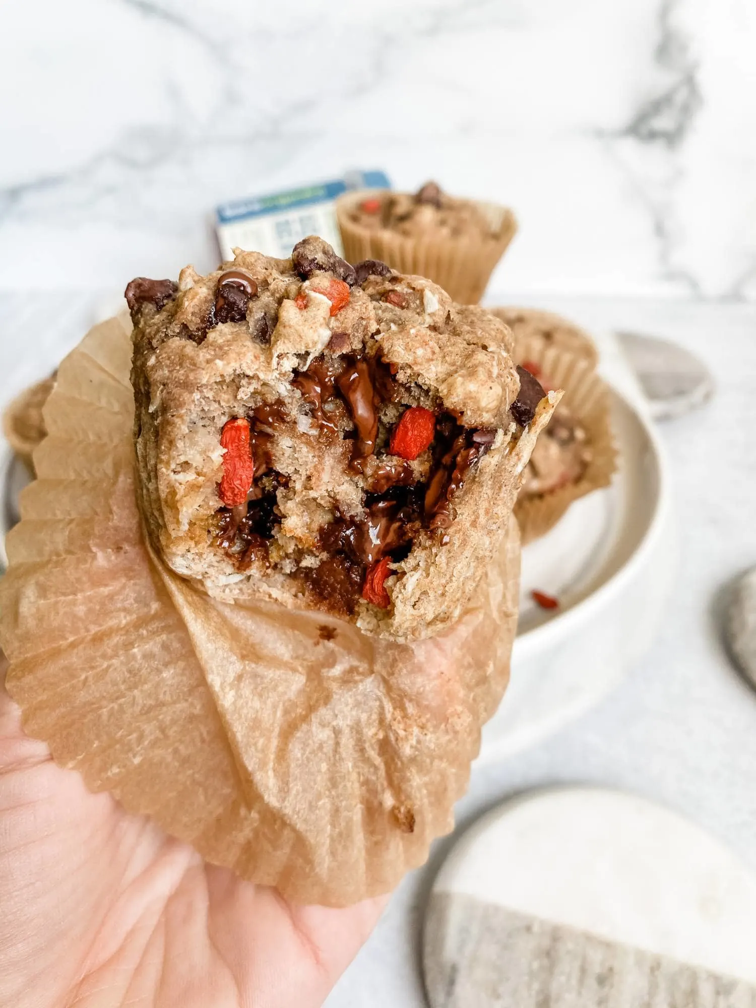 superfood-goji-berry-muffins