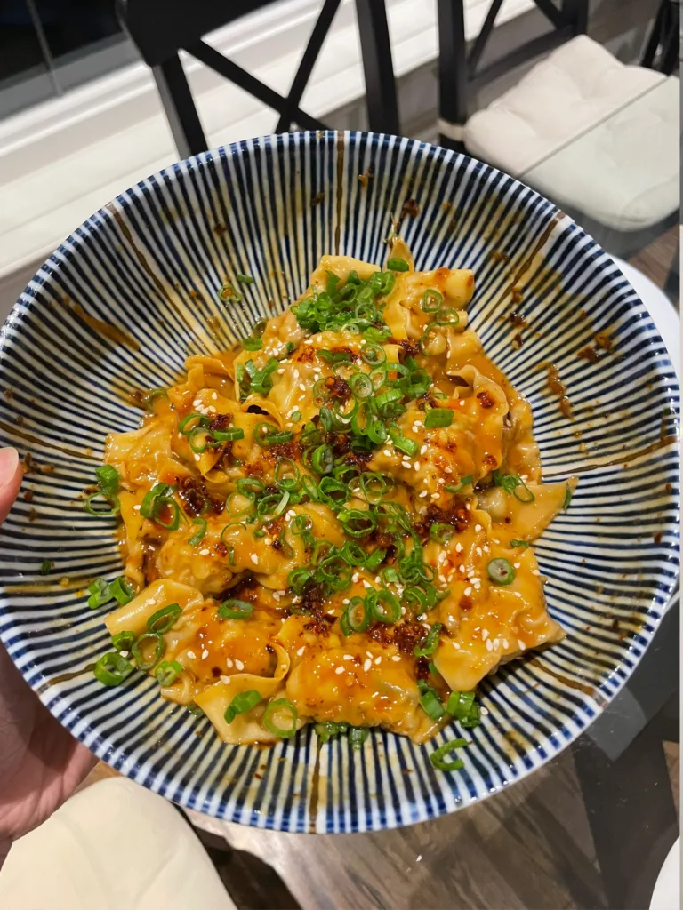 spicy-wontons-in-peanut-chili-sauce