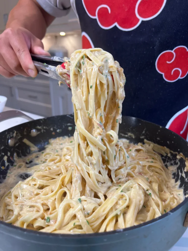 caramelized-onion-pasta
