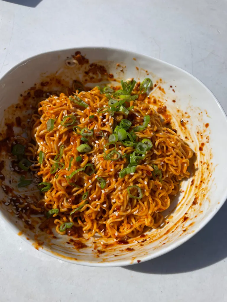 10-minute-chili-oil-noodles