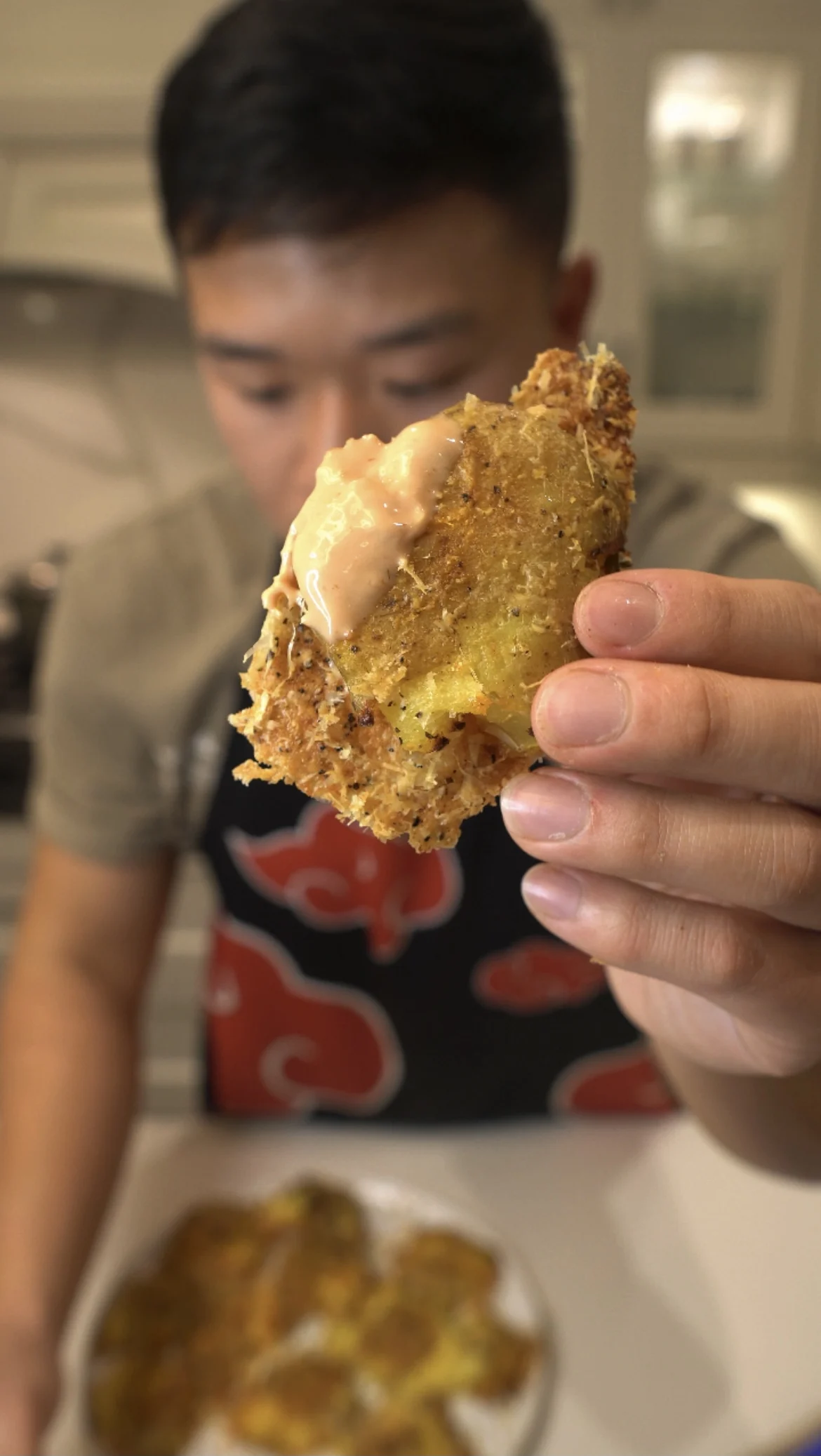parmesan-crusted-smashed-potatoes