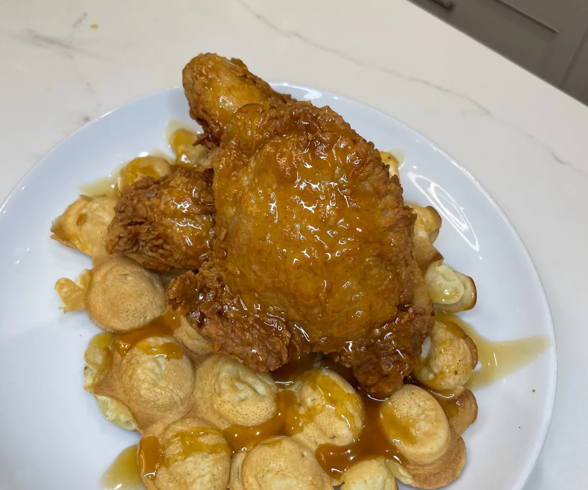 fried-chicken-and-bubble-waffles