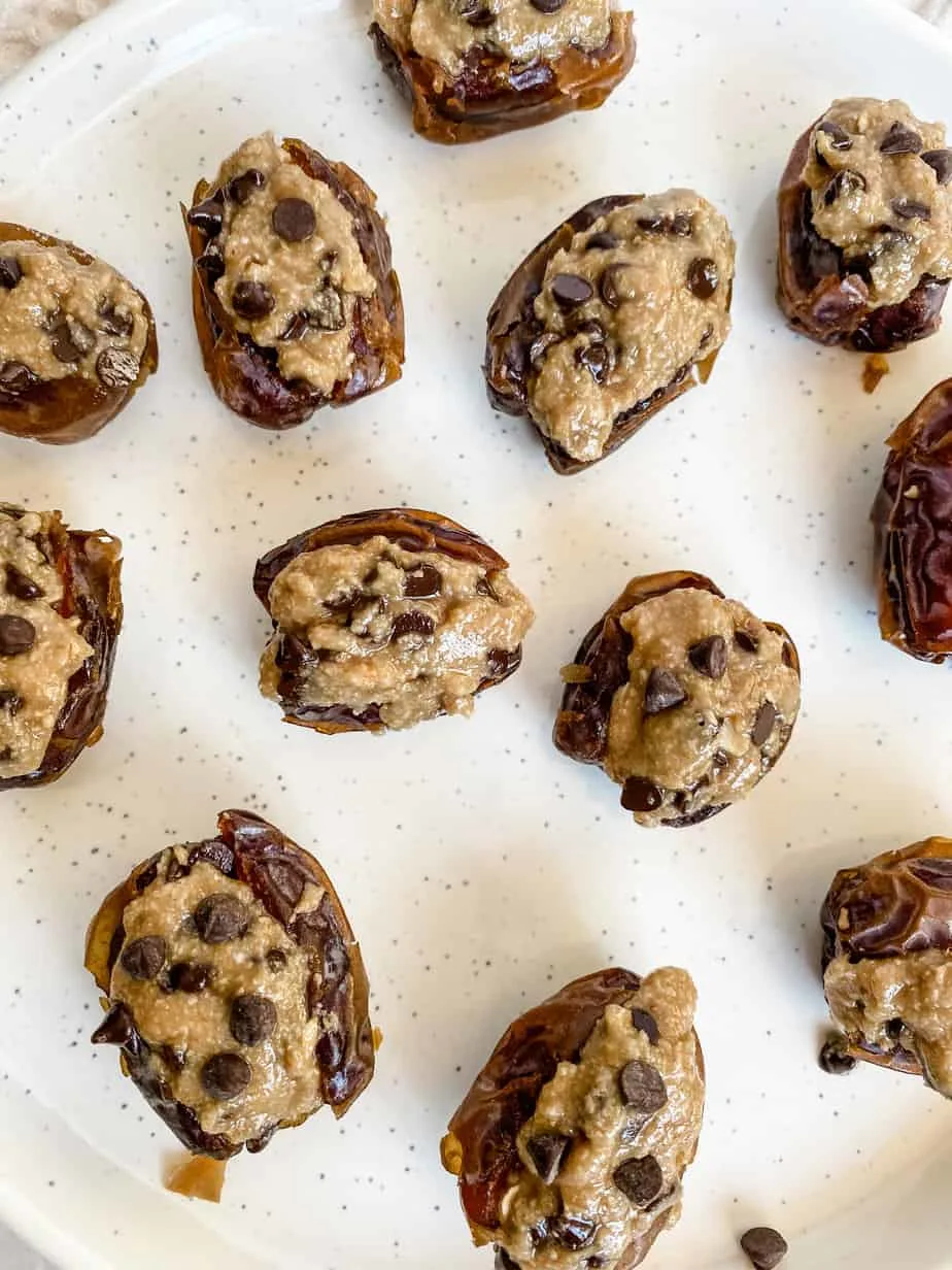 stuffed-dates