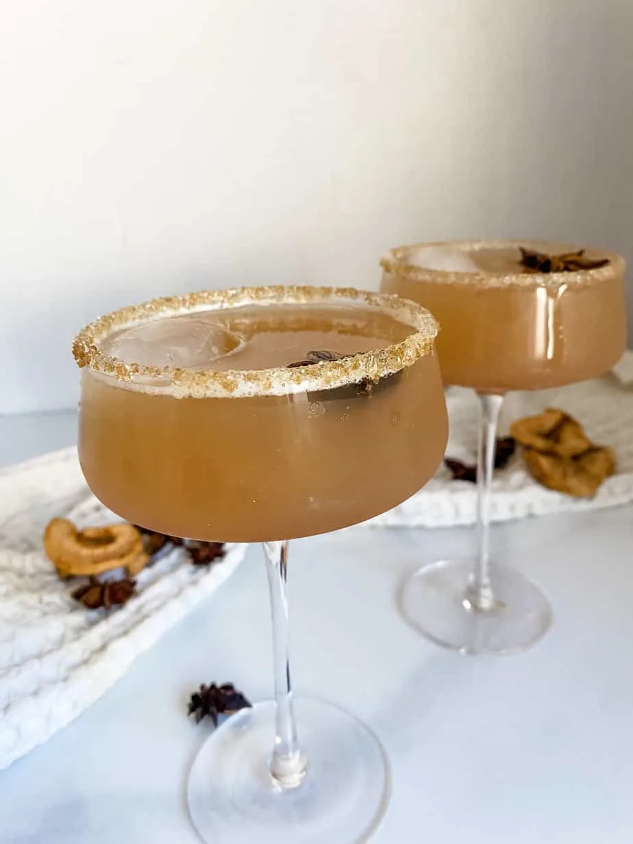 spiked-apple-cider-cocktail