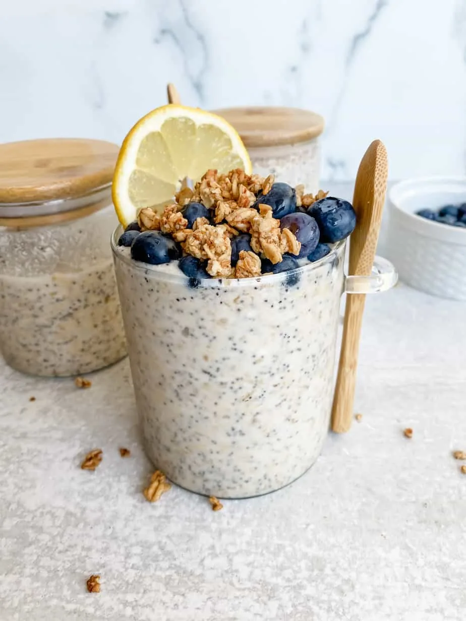 lemon-poppy-seed-overnight-oats