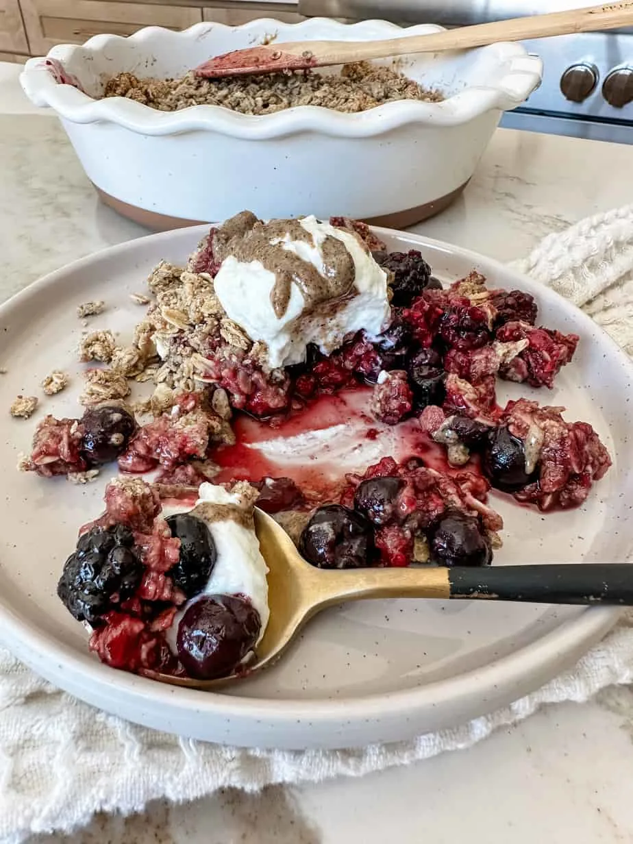vegan-berry-crisp