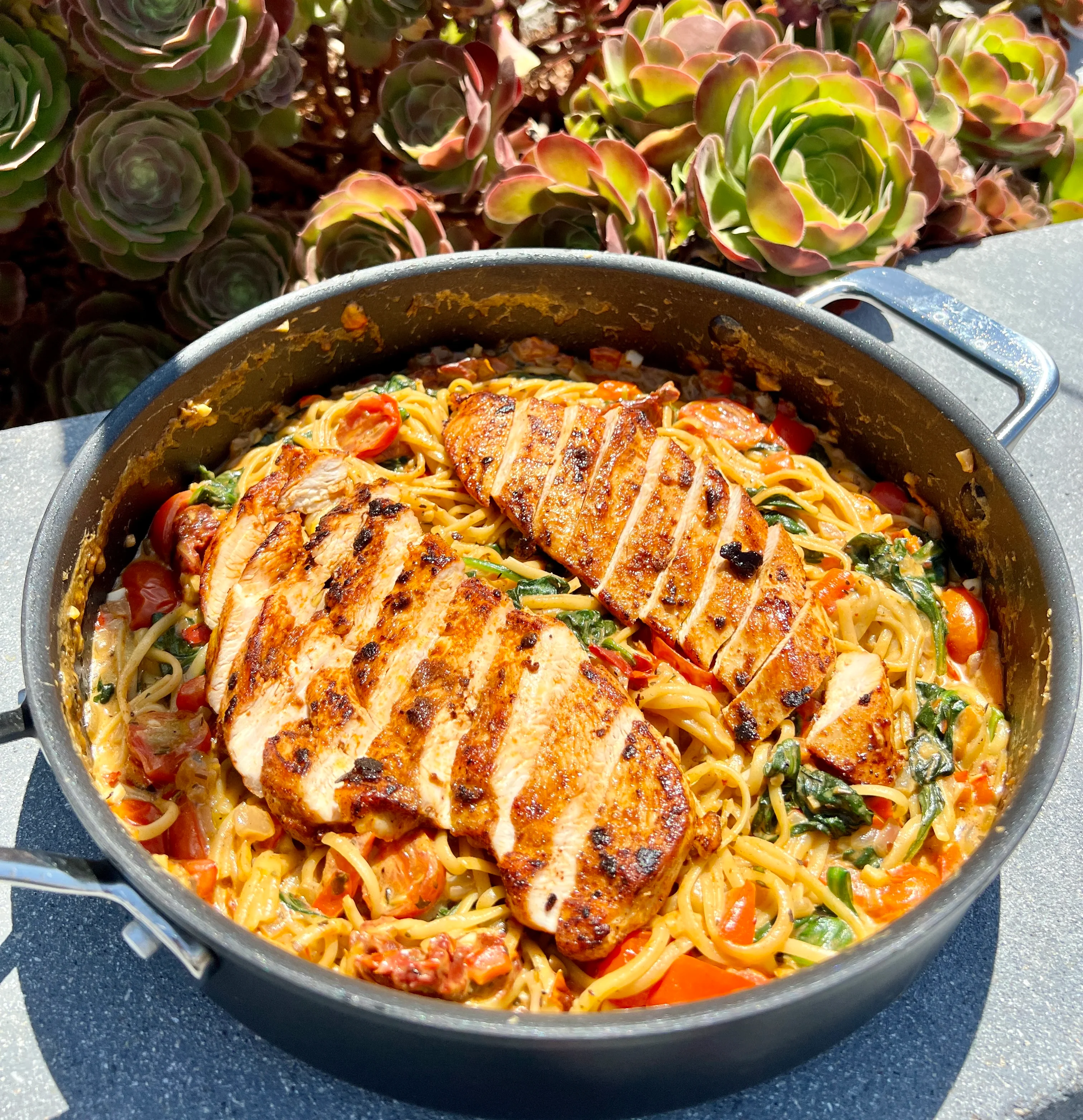 tuscan-chicken-pasta-(dairy-free)