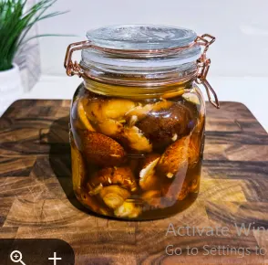 smoked-tea-fermented-mushrooms