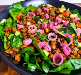 fermented-clove-and-allspice-pearl-onion-salad-bowl-with-crispy-pigeon-peas