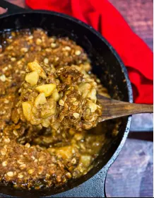 pear-and-ginger-oat-crumble