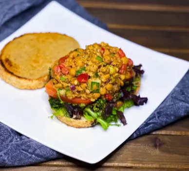 jerk-chickpea-salad-sandwich