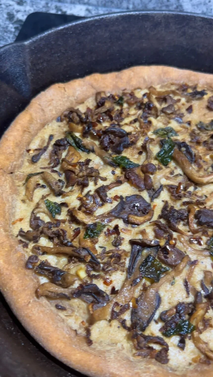 oyster-mushroom-bechamel-pizza