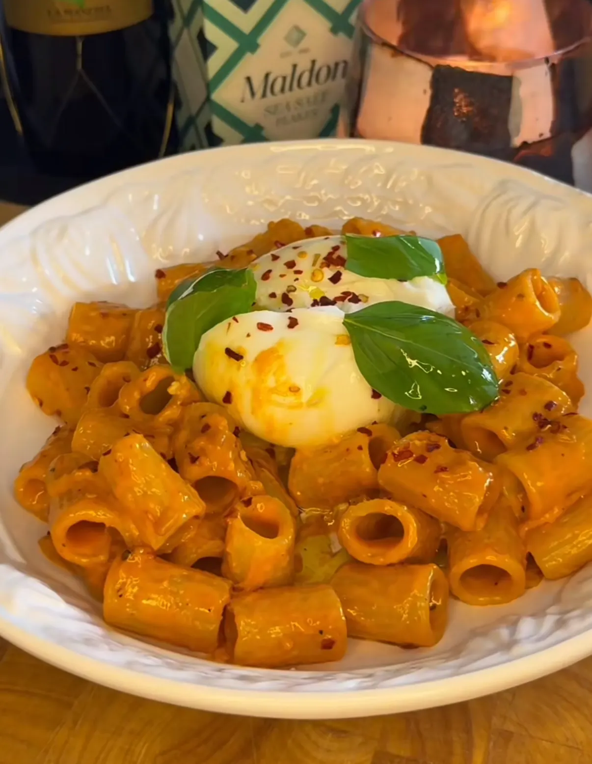 creamy-spicy-vodka-pasta-with-burrata