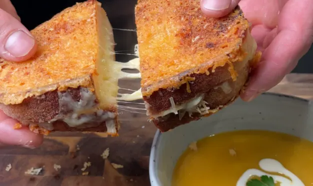 triple-cheese-grilled-cheese-with-creamy-butternut-pumpkin-soup