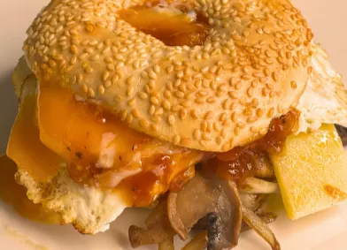 breakfast-bagel