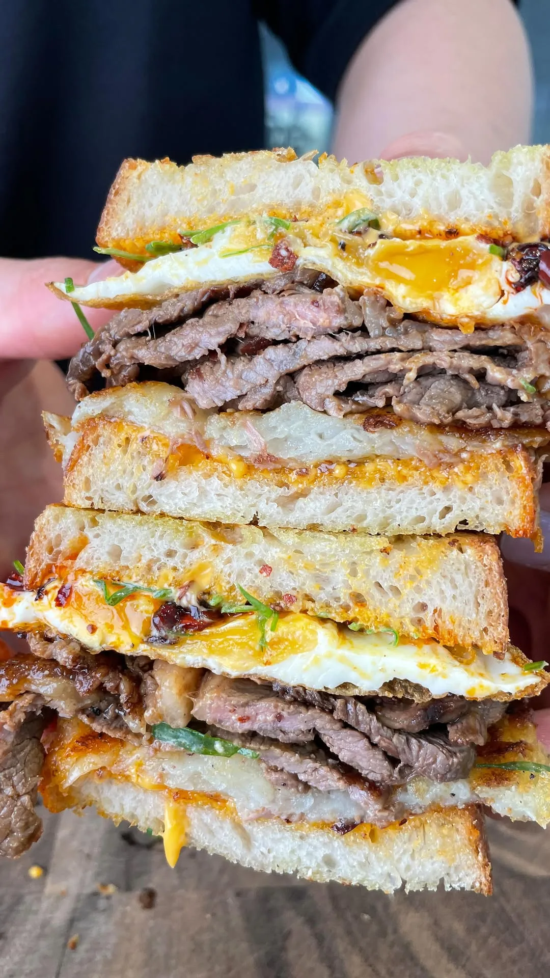 steak-and-egg-breakfast-sandwich