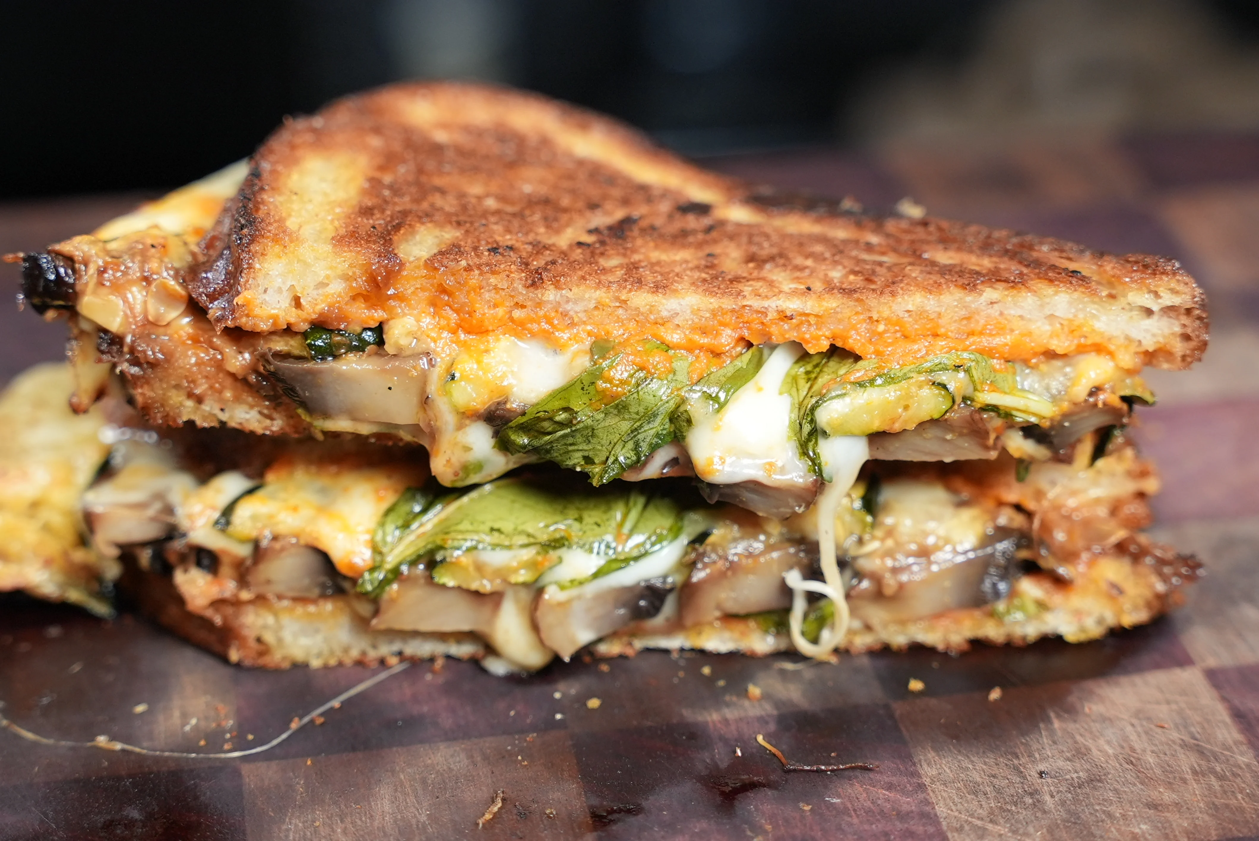 marinated-mushroom-and-red-pesto-melt