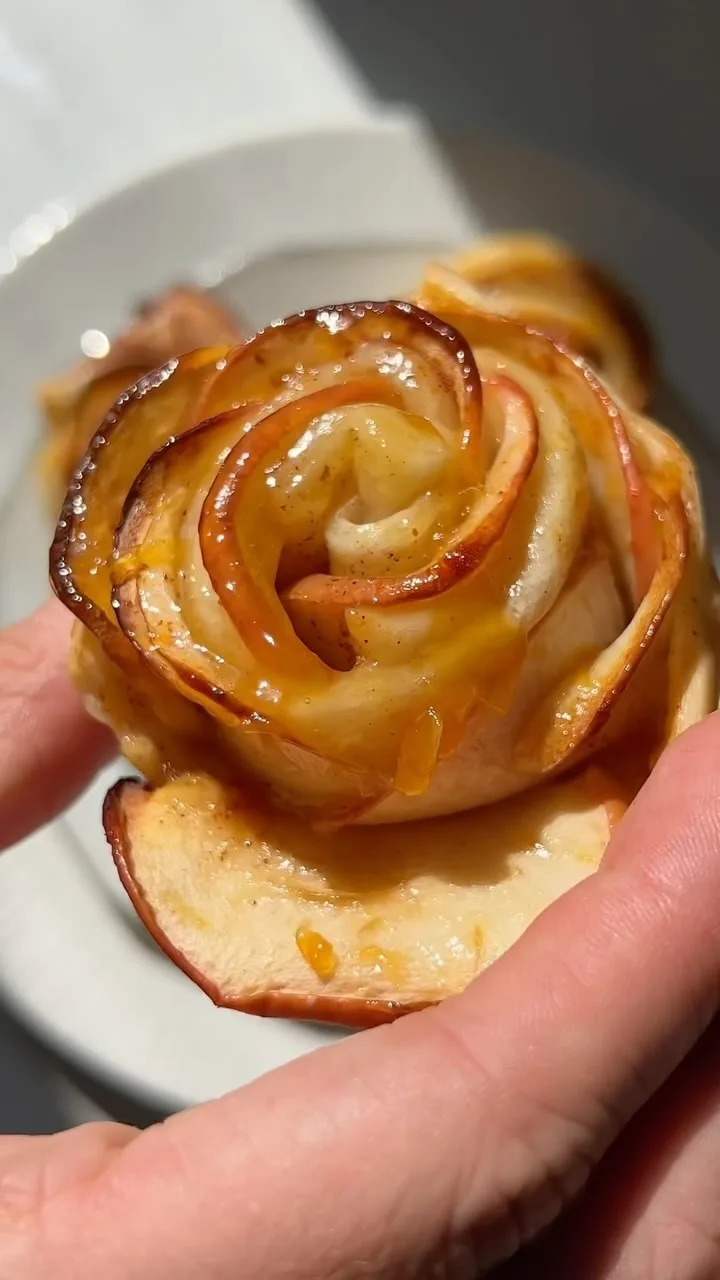 roses-feuilletees-a-la-pomme