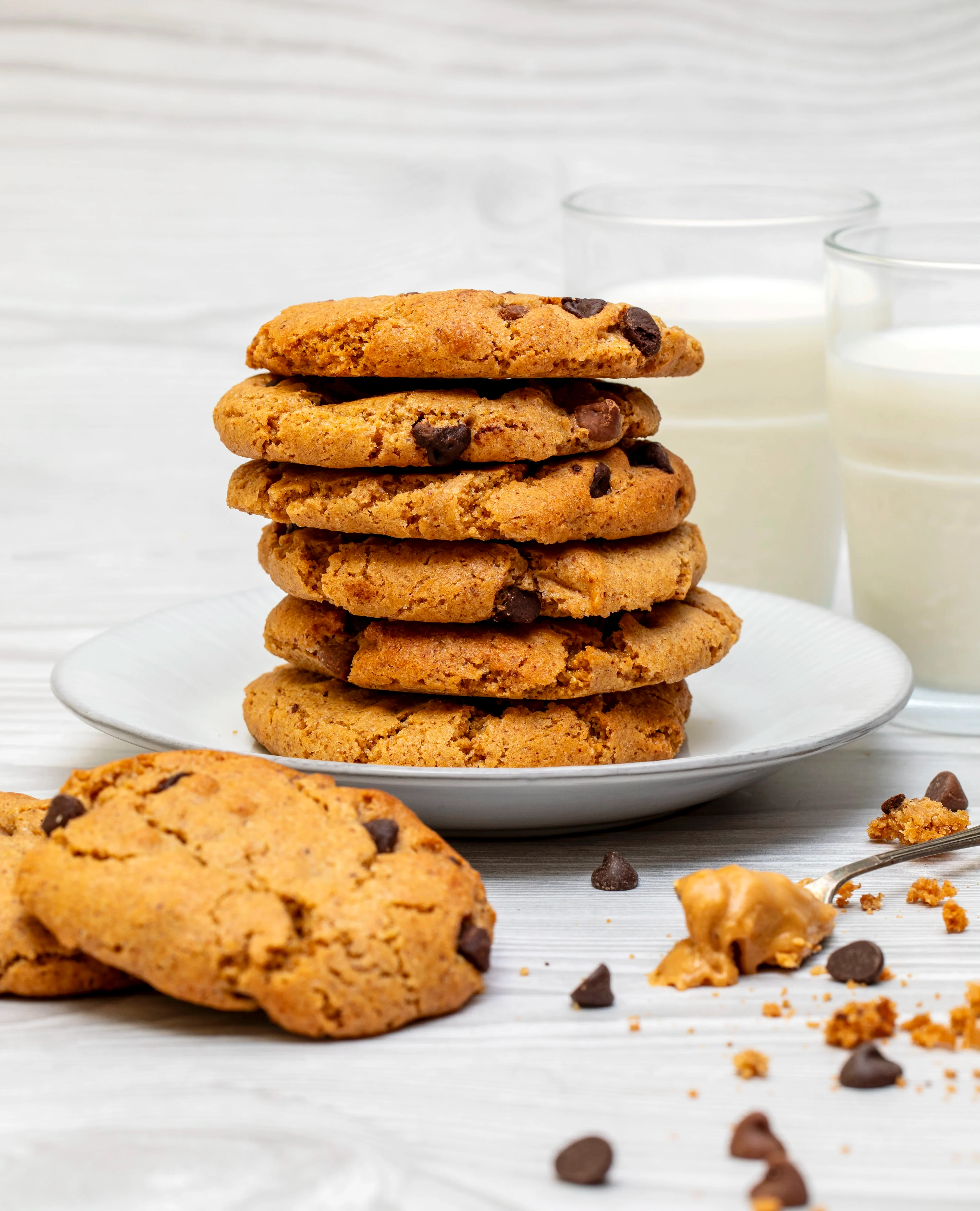 peanut-butter-and-chocolate-cookies