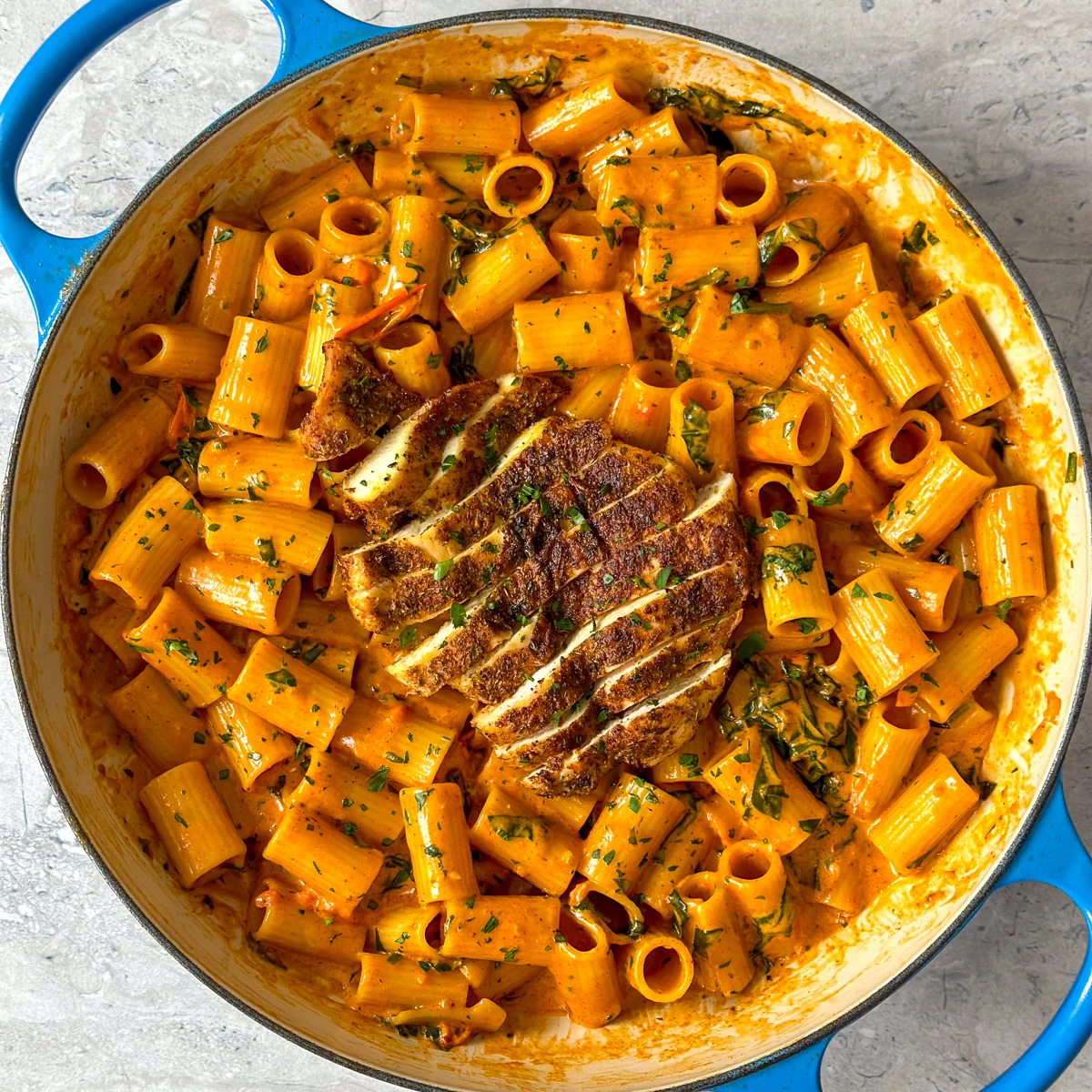 creamy-tuscan-chicken-pasta-recipe-(easy)