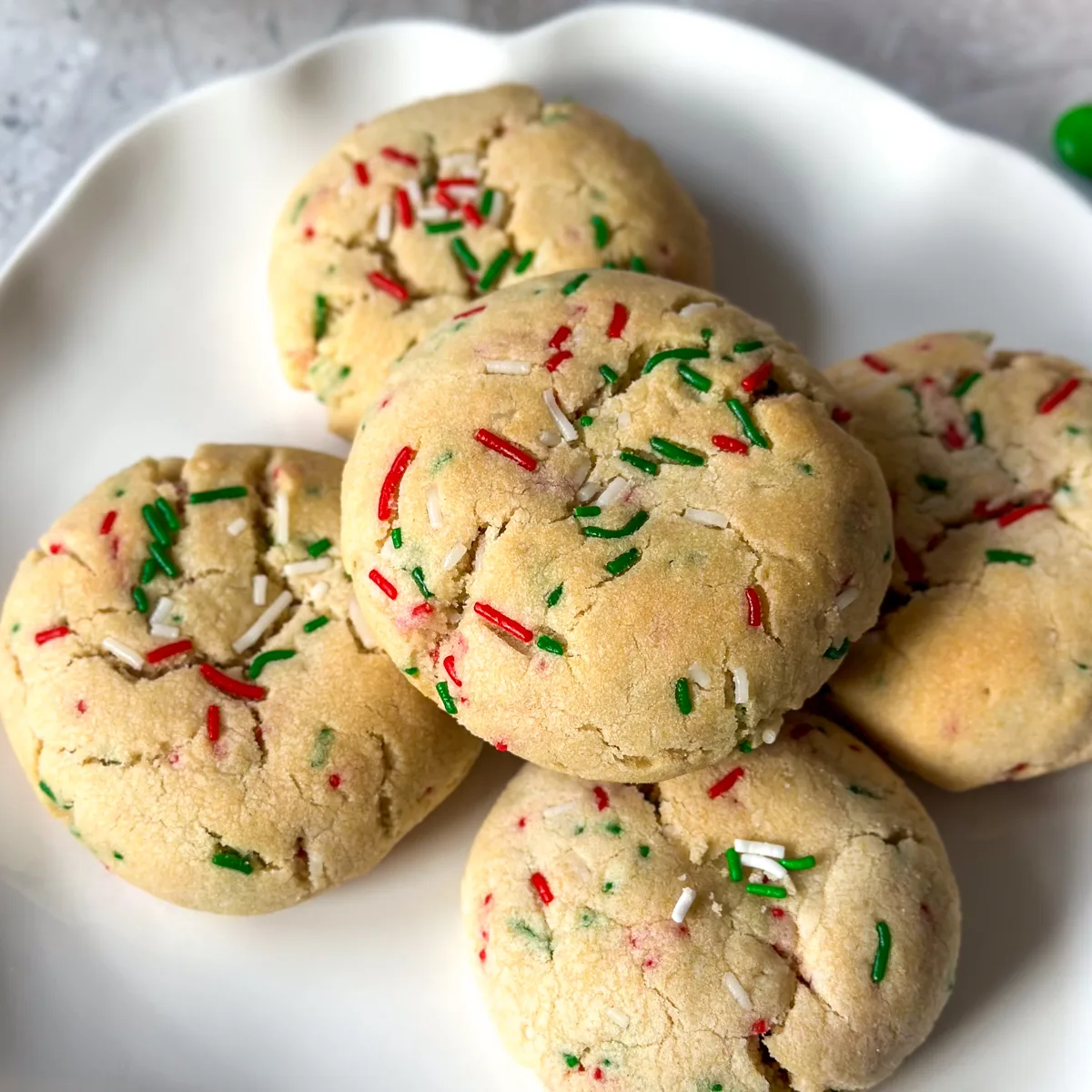 festive-christmas-sugar-cookie-recipe