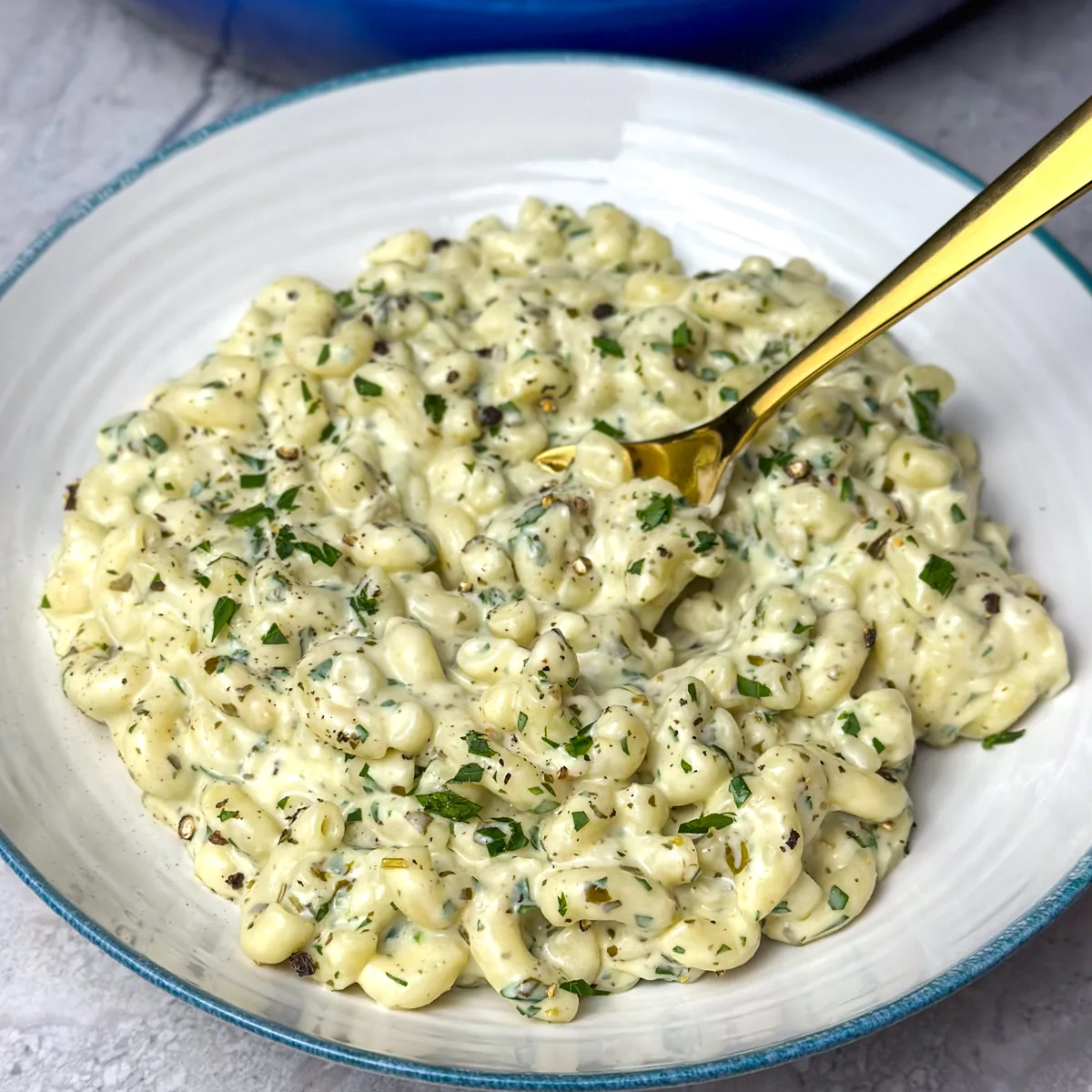 creamy-pesto-mac-and-cheese-recipe