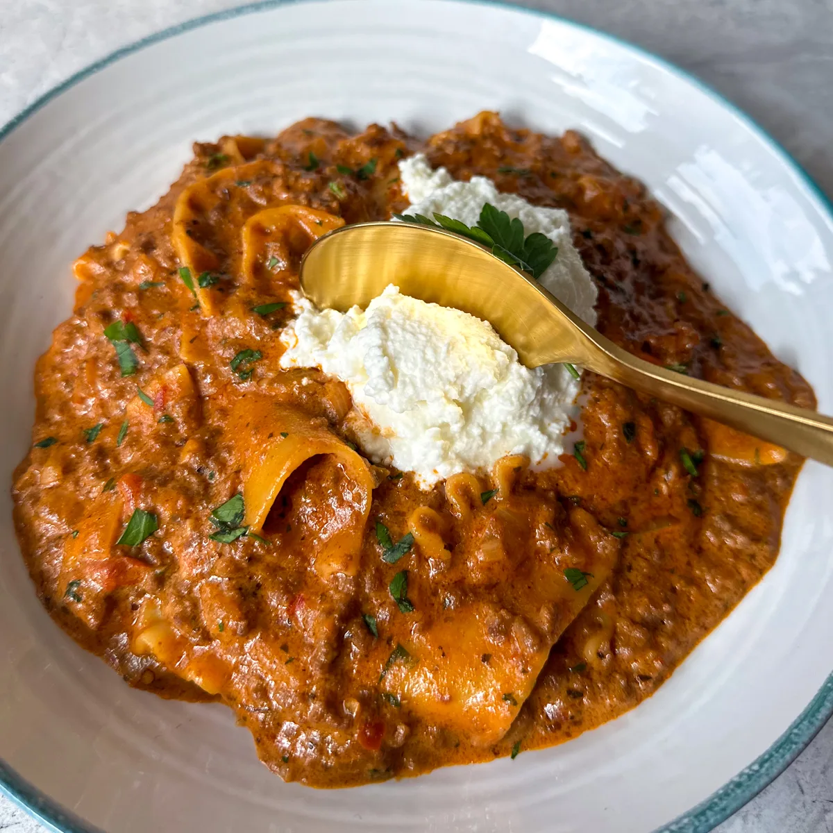 easy-and-creamy-lasagna-soup-recipe