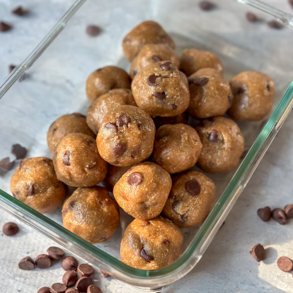 chocolate-peanut-butter-cookie-dough-bites
