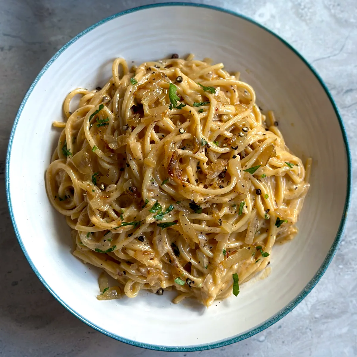 simple-caramelized-onion-pasta-recipe