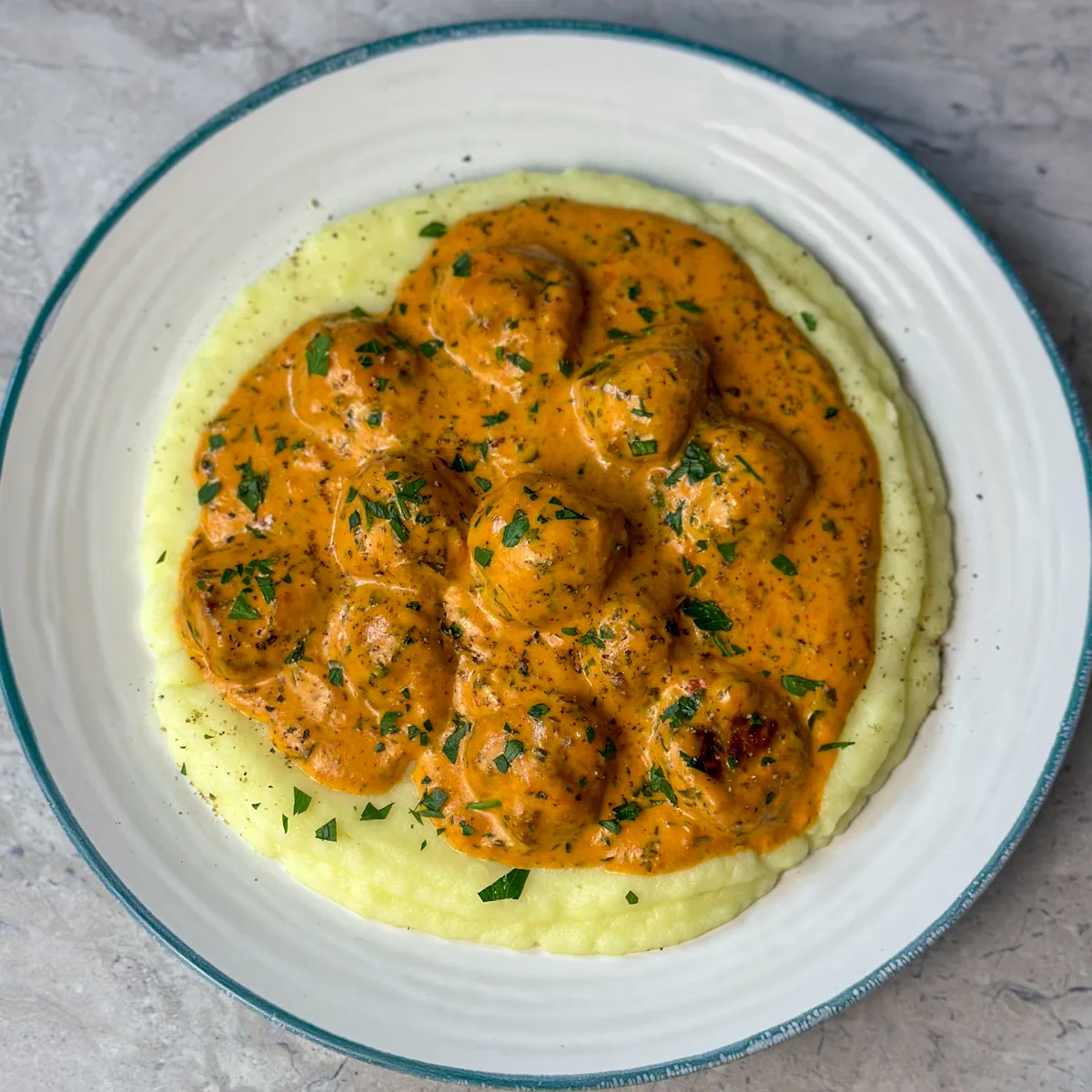 easy-creamy-homemade-meatballs-recipe