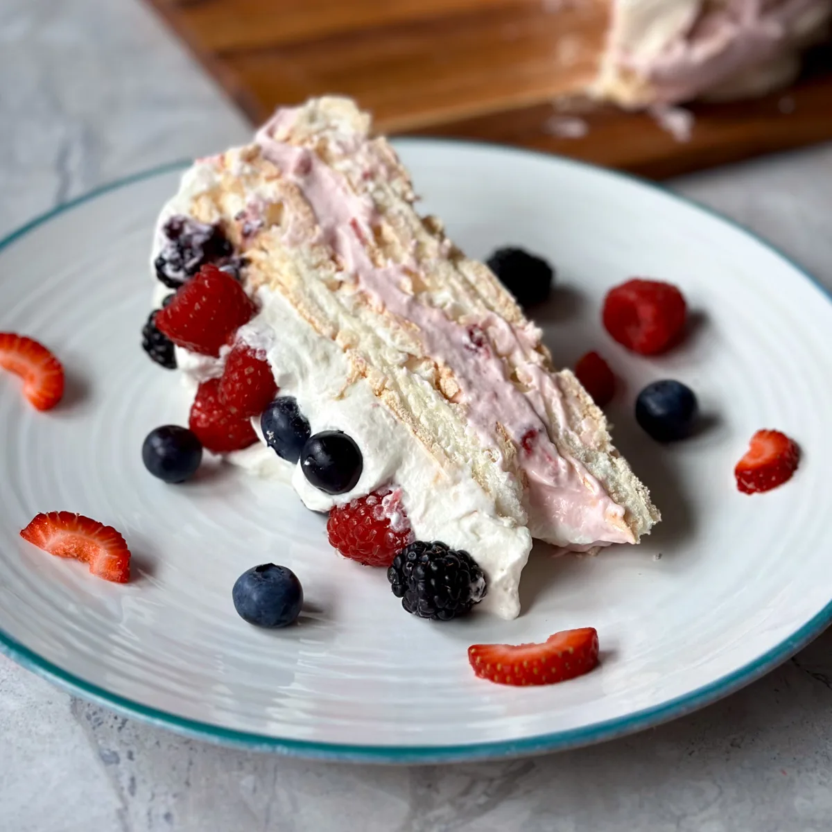 double-stacked-berry-pavlova-cake-recipe