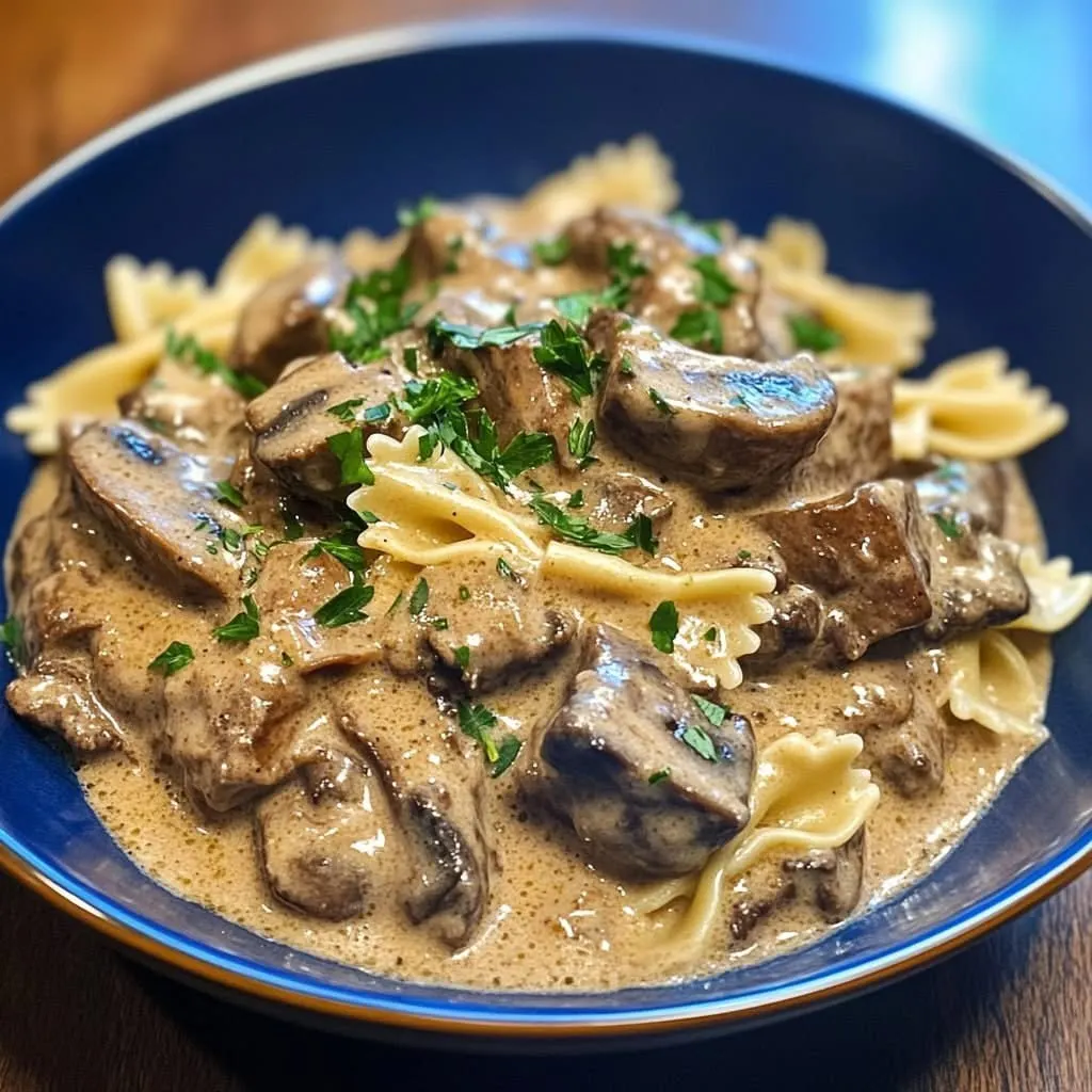 beef-stroganoff-with-bow-tie-pasta