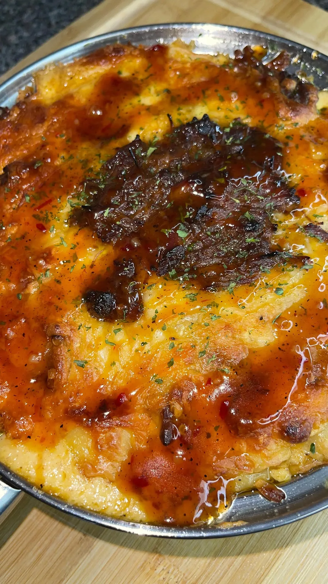 sweet-chili-oxtail-mac-n-cheese