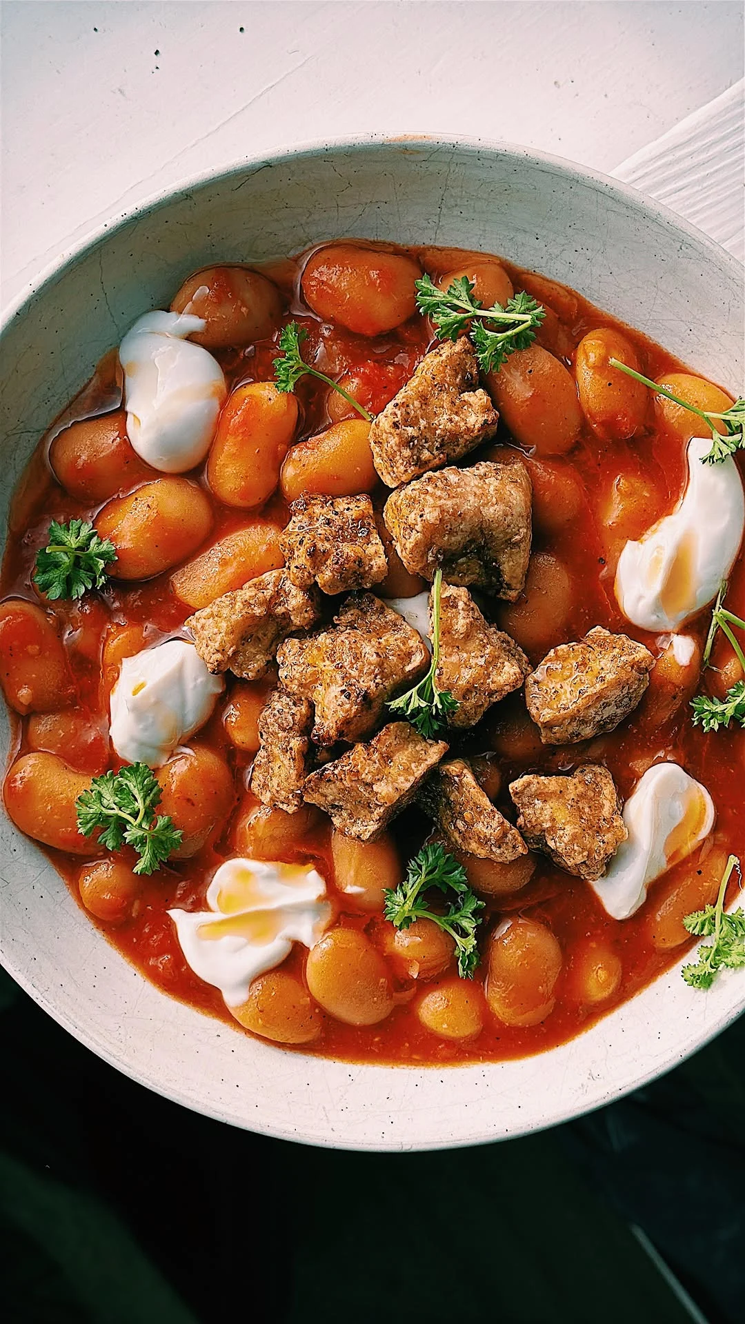harissa-butter-beans-with-crispy-za'atar-tofu
