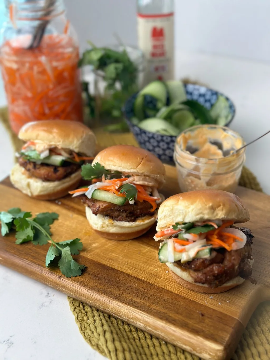 vietnamese-chicken-banh-mi-sliders