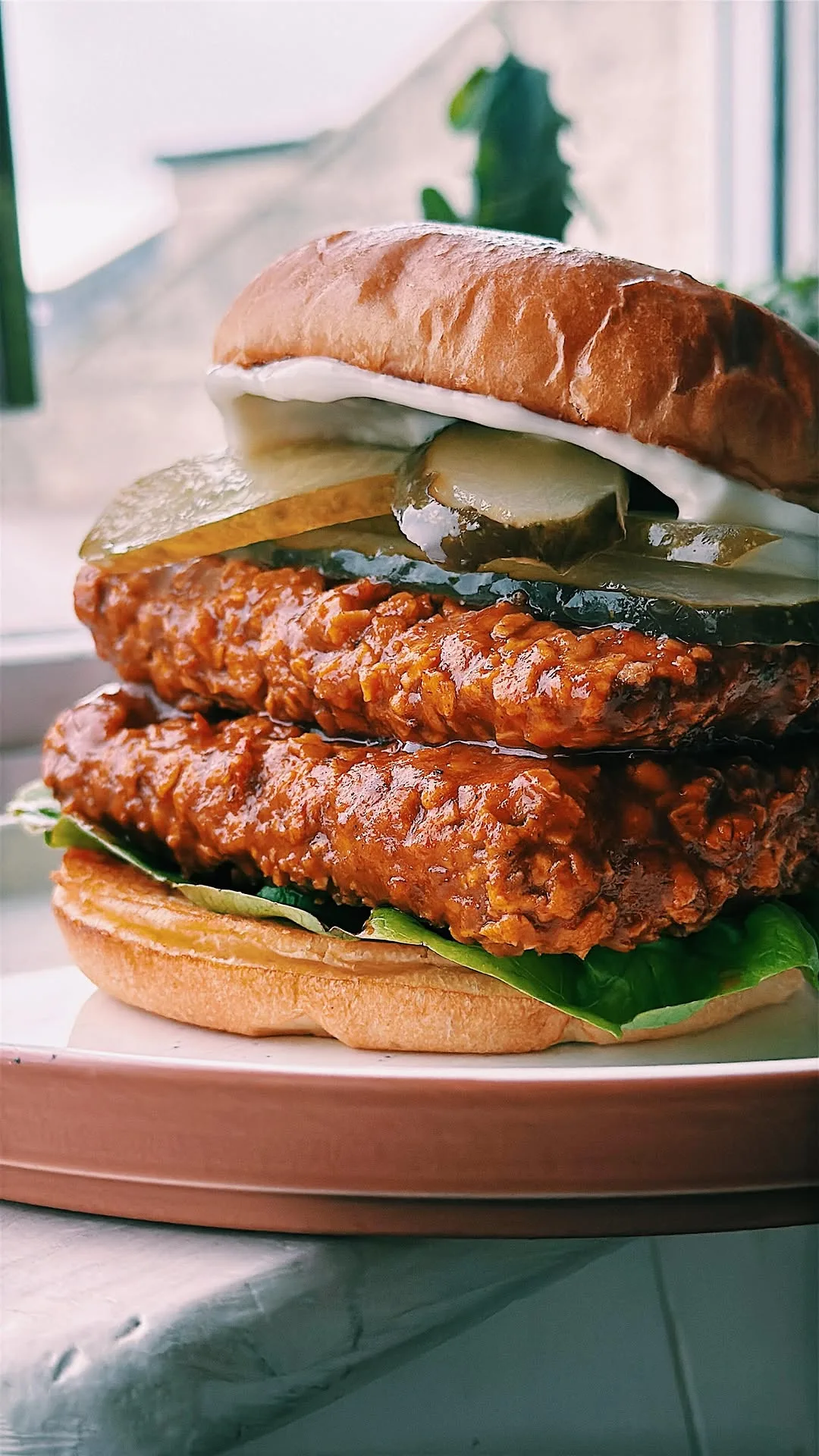 buffalo-hot-tempeh-burger