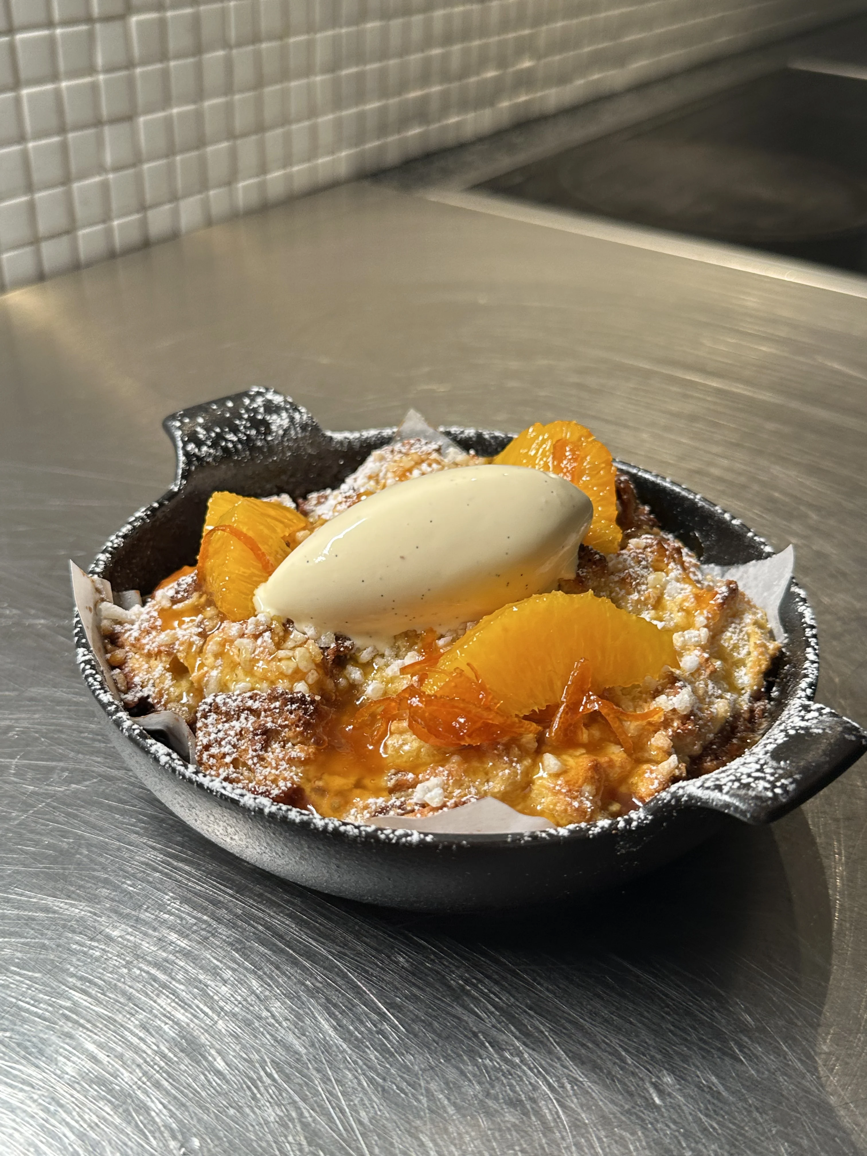 caramelised-panettone-custard-pudding-with-citrus-and-chocolate-foam